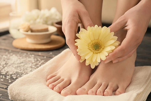 Natural Manicures & Nature Pedicures